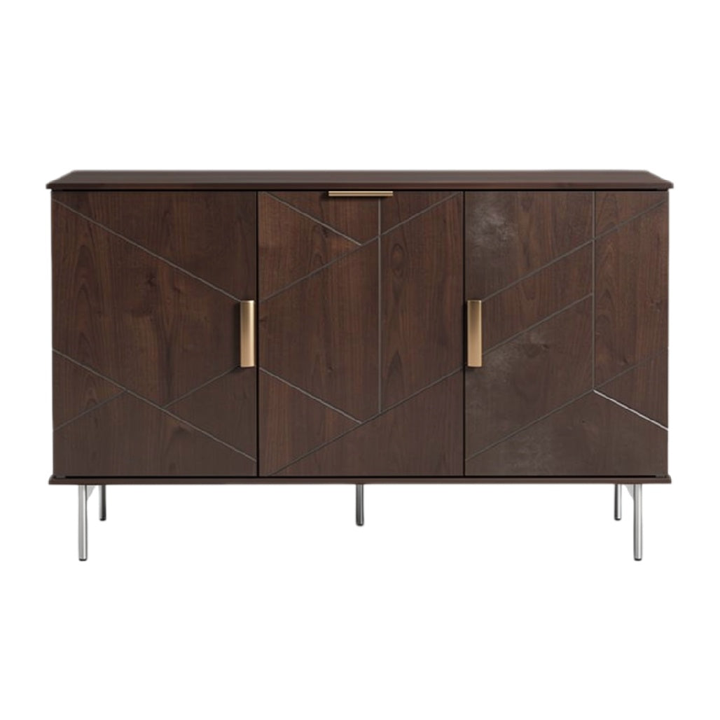 Moderne houten dressoir met diagonale lijnen en metalen handgrepen